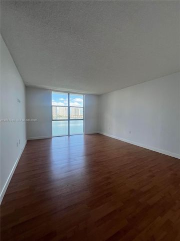 17500 N Bay Road S907, Sunny Isles Beach, FL 33160