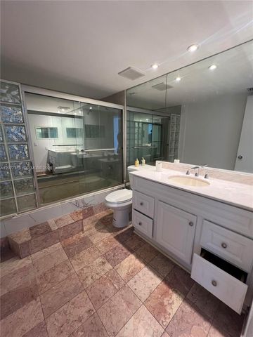 17500 N Bay Road S907, Sunny Isles Beach, FL 33160
