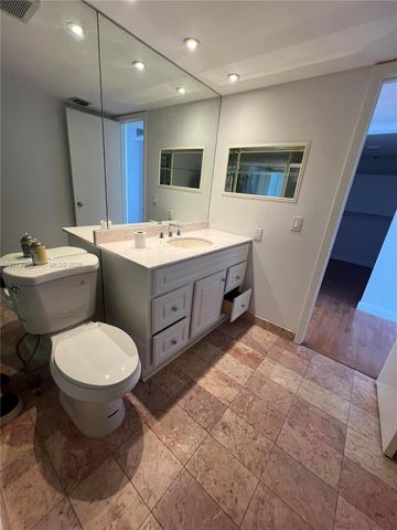 17500 N Bay Road S907, Sunny Isles Beach, FL 33160