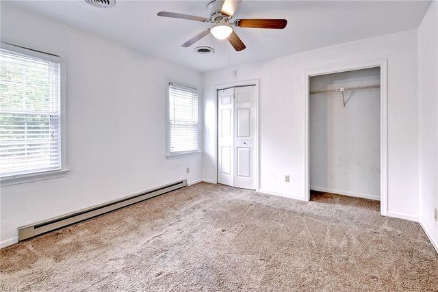 15 Rutledge RD, Newport News, VA 23601