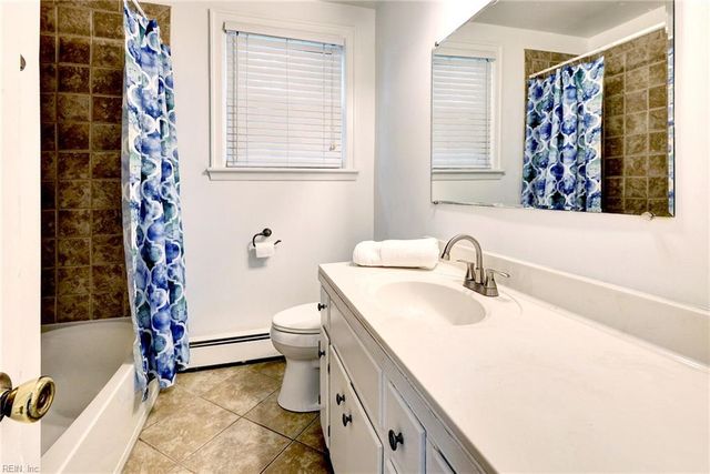 15 Rutledge RD, Newport News, VA 23601