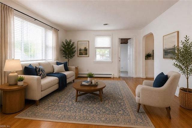 15 Rutledge RD, Newport News, VA 23601