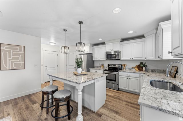 13247 S MEADOWSIDE DR, Herriman, UT 84096