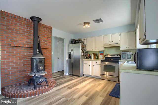 2351 ARMSTRONG VALLEY RD, Halifax, PA 17032