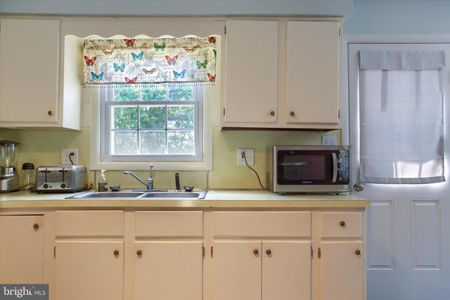2351 ARMSTRONG VALLEY RD, Halifax, PA 17032