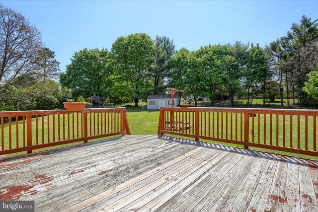 2351 ARMSTRONG VALLEY RD, Halifax, PA 17032