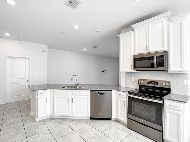 1851 DUMBLETON PLACE, St Cloud, FL 34771