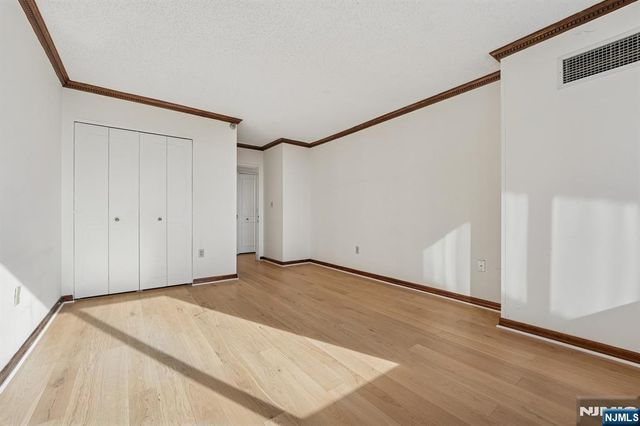 1512 Palisade Avenue 16L, Fort Lee, NJ 07024