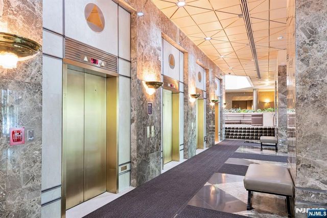 1512 Palisade Avenue 16L, Fort Lee, NJ 07024