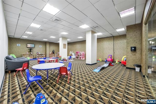 1512 Palisade Avenue 16L, Fort Lee, NJ 07024