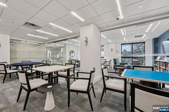 1512 Palisade Avenue 16L, Fort Lee, NJ 07024