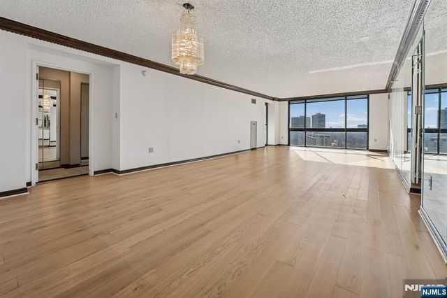 1512 Palisade Avenue 16L, Fort Lee, NJ 07024