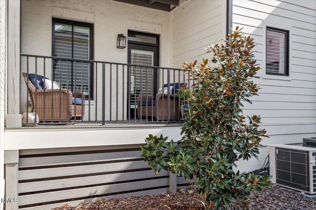 605 Smedes Place B, Raleigh, NC 27605