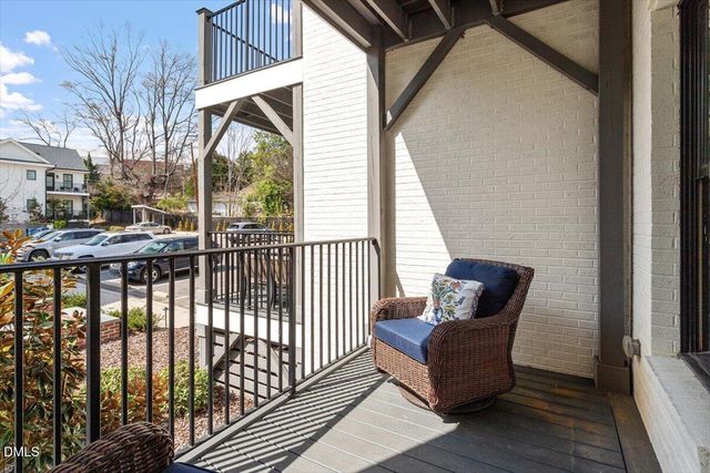 605 Smedes Place B, Raleigh, NC 27605