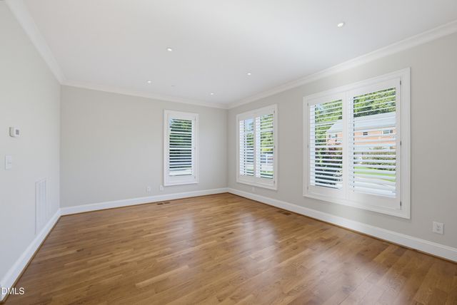605 Smedes Place B, Raleigh, NC 27605