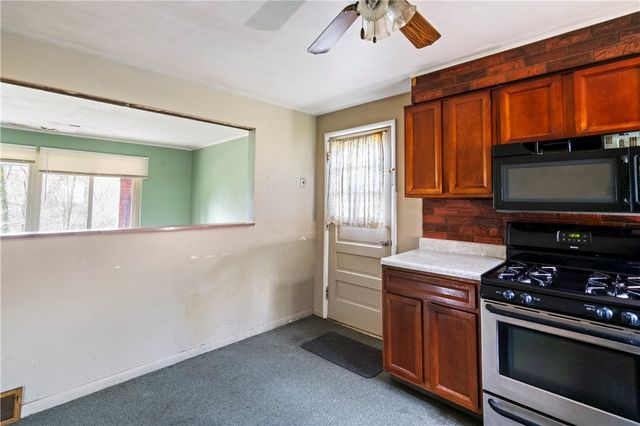 2321 Coulterville Rd, North Huntingdon, PA 15131