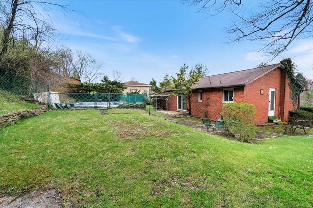 2321 Coulterville Rd, North Huntingdon, PA 15131