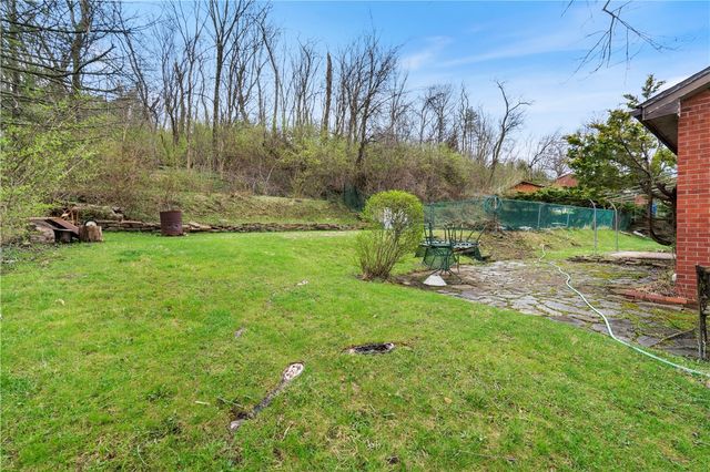 2321 Coulterville Rd, North Huntingdon, PA 15131