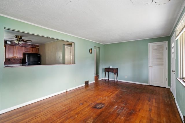 2321 Coulterville Rd, North Huntingdon, PA 15131