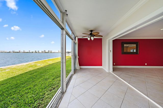 400 Wilma Circle 108, Riviera Beach, FL 33404