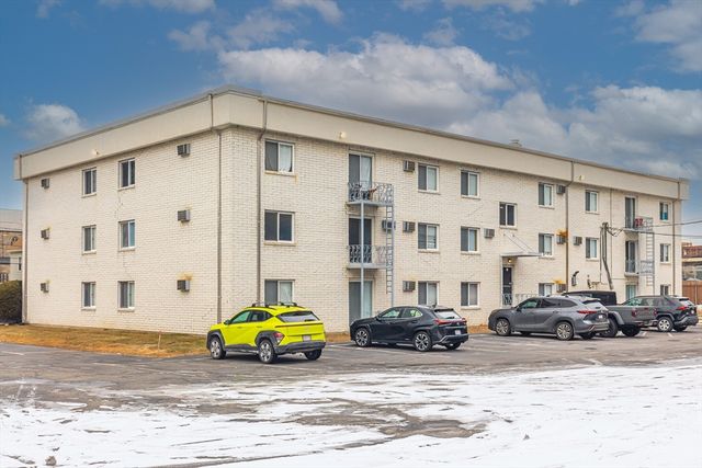 24-26 Inman Street 4, Lawrence, MA 01843