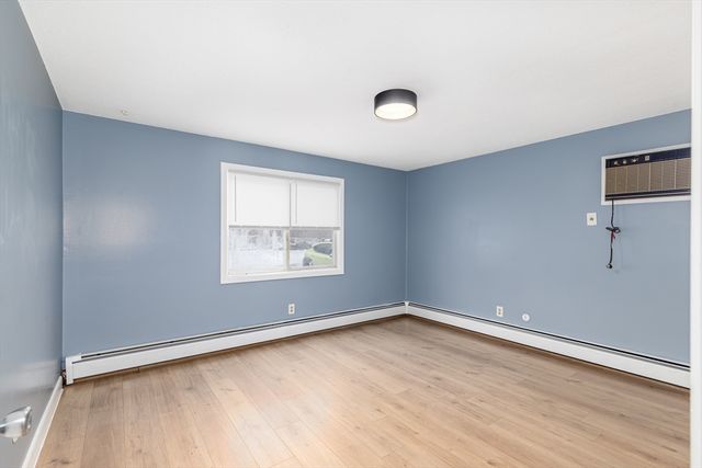 24-26 Inman Street 4, Lawrence, MA 01843