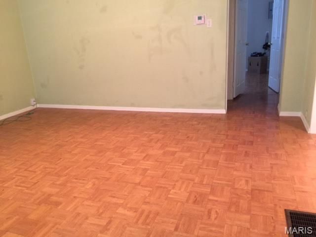 4635 Oldenburg Avenue, St Louis, MO 63123