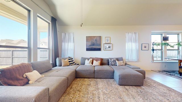 12590 carrick, San Antonio, TX 78254