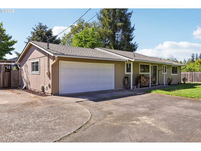 1680 N DAVIS St, Cornelius, OR 97113