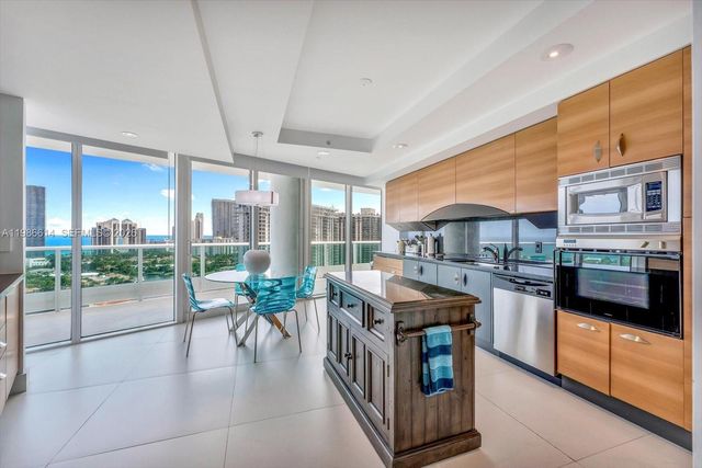 19955 NE 38th Ct 2202, Aventura, FL 33180