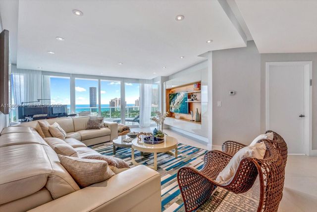 19955 NE 38th Ct 2202, Aventura, FL 33180