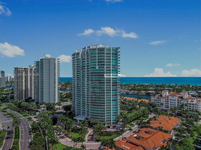 19955 NE 38th Ct 2202, Aventura, FL 33180