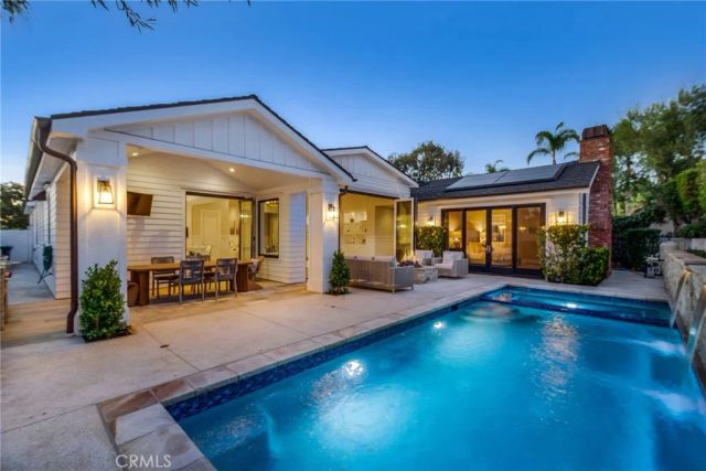 712 K Thanga, Corona Del Mar, CA 92625