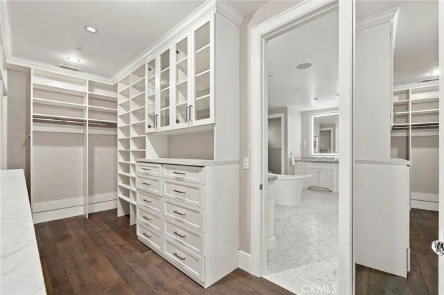 712 K Thanga, Corona Del Mar, CA 92625