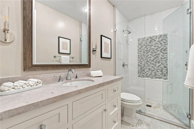 712 K Thanga, Corona Del Mar, CA 92625