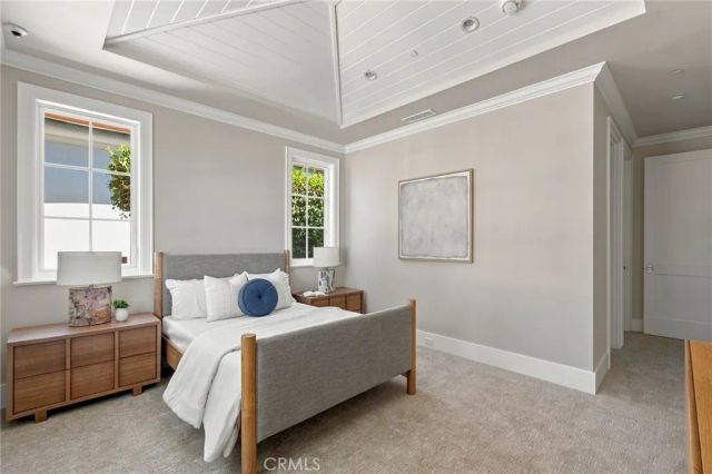 712 K Thanga, Corona Del Mar, CA 92625
