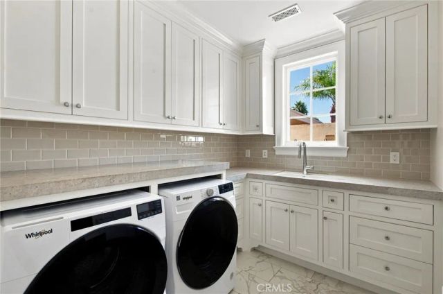 712 K Thanga, Corona Del Mar, CA 92625