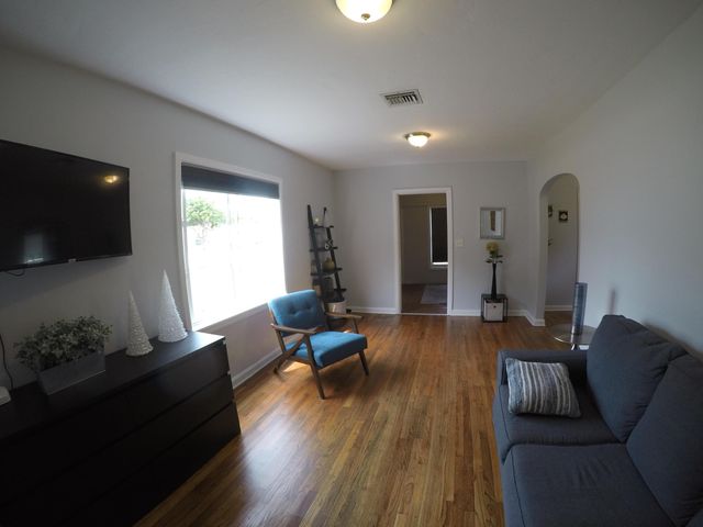 732 Highland Drive, West Palm Beach, FL 33405