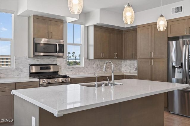 2850 Wagon Wheel 402, Oxnard, CA 93036