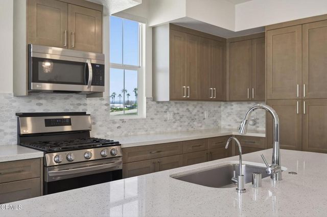 2850 Wagon Wheel 402, Oxnard, CA 93036