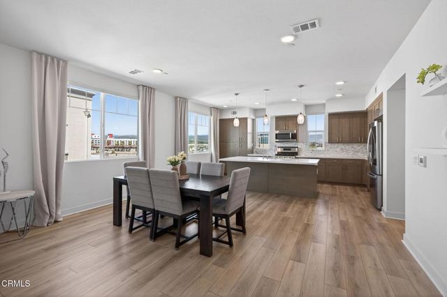 2850 Wagon Wheel 402, Oxnard, CA 93036