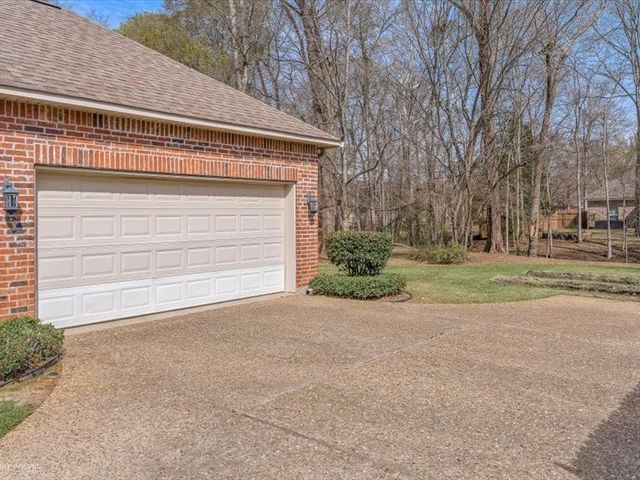 631 Ashley River Road, Shreveport, LA 71115