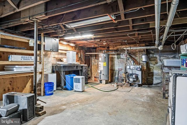 54 WARREN ST, Beverly, NJ 08010