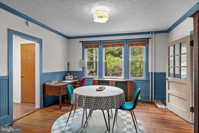 54 WARREN ST, Beverly, NJ 08010