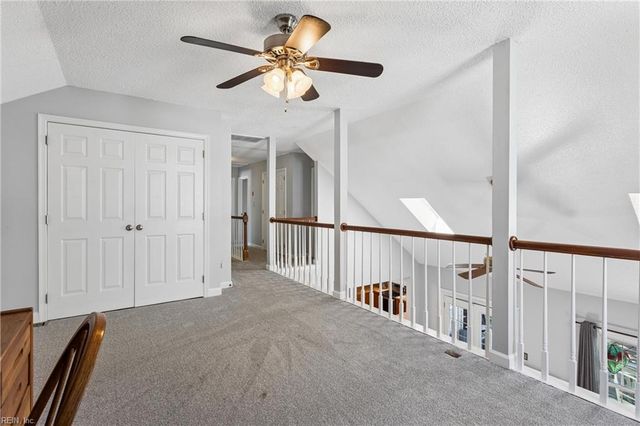 868 Weyanoke LN, Newport News, VA 23608