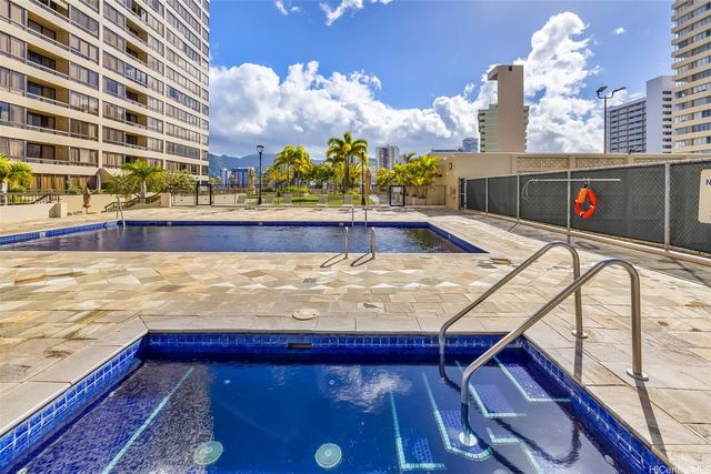 2499 Kapiolani Boulevard 2804, Honolulu, HI 96826