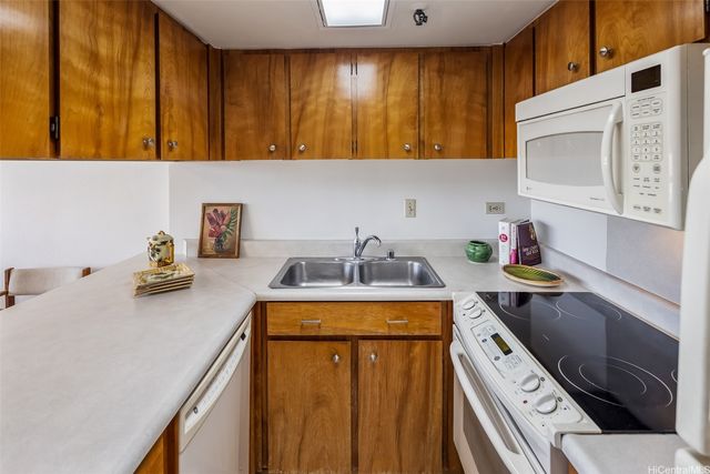 2499 Kapiolani Boulevard 2804, Honolulu, HI 96826