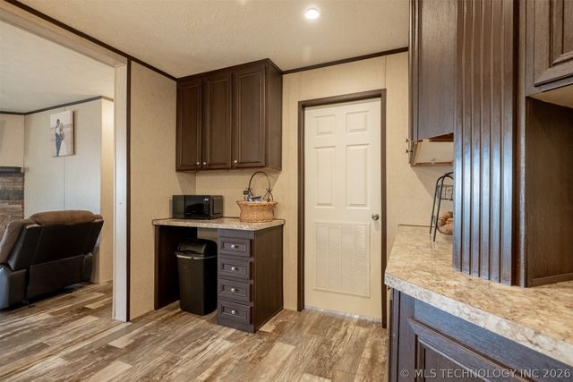 38083 W 28th Place S, Mannford, OK 74044