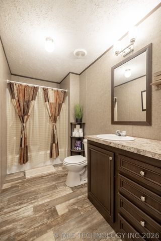 38083 W 28th Place S, Mannford, OK 74044