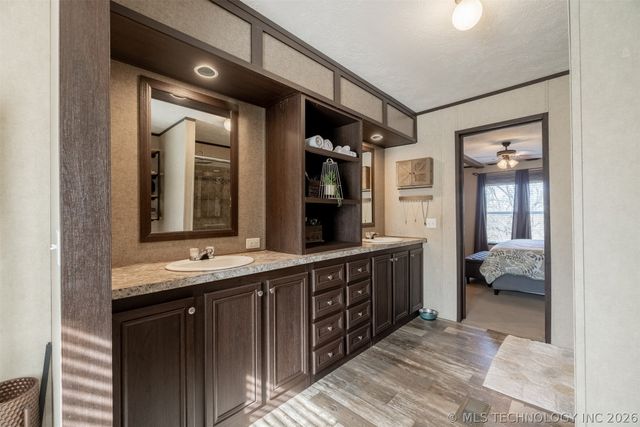 38083 W 28th Place S, Mannford, OK 74044